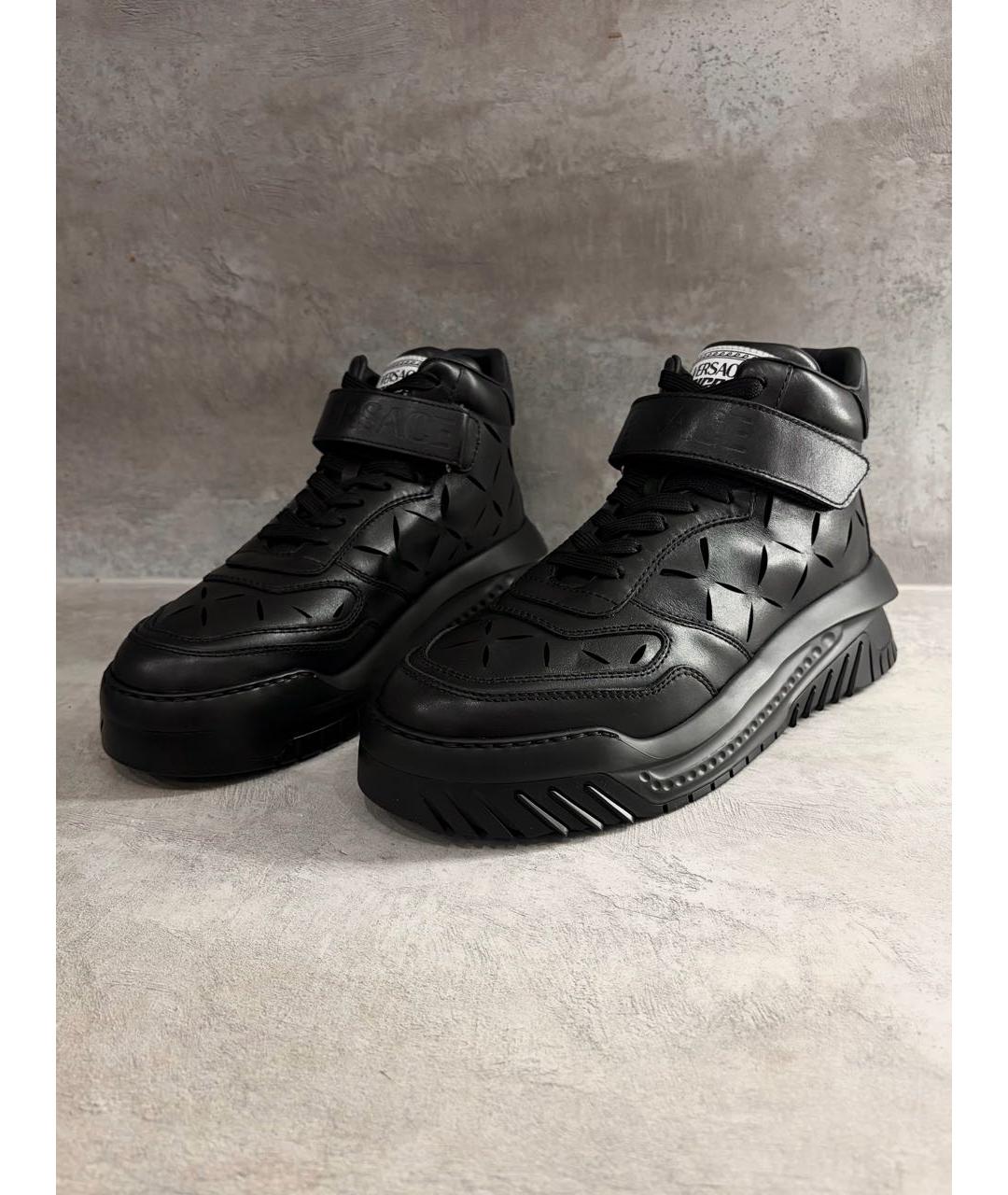 VERSACE Черные кожаные высокие кроссовки / кеды, фото 2