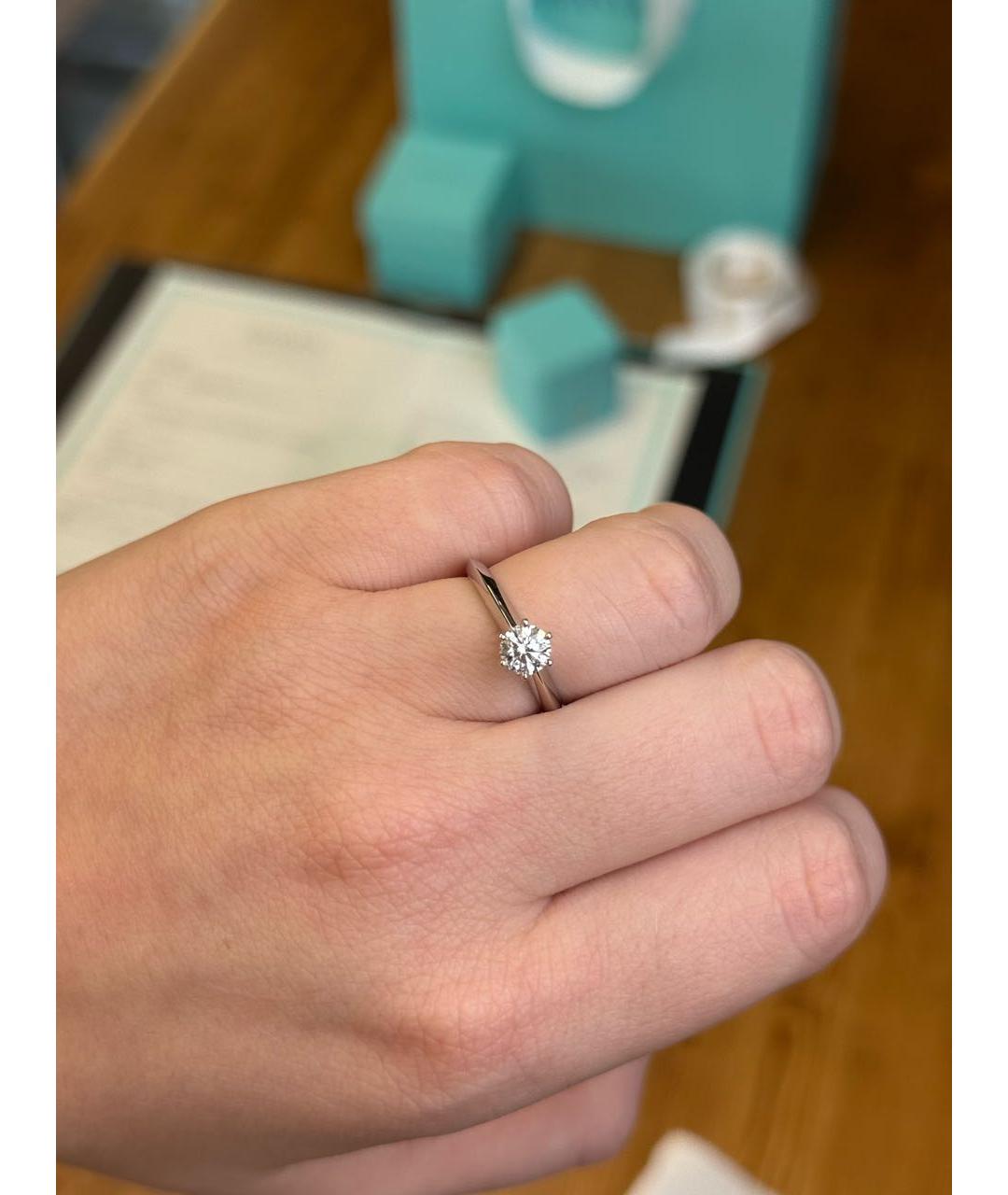 TIFFANY&CO Белое платиновое кольцо, фото 5