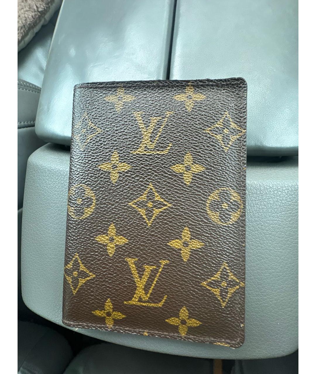 LOUIS VUITTON Коричневый кардхолдер, фото 6
