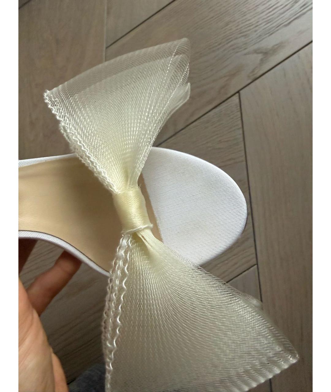 JIMMY CHOO Белые текстильные босоножки, фото 8