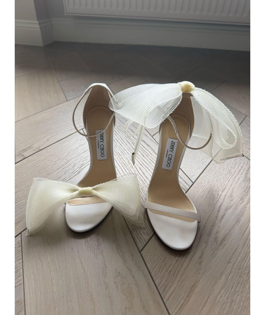 JIMMY CHOO Белые текстильные босоножки, фото 2