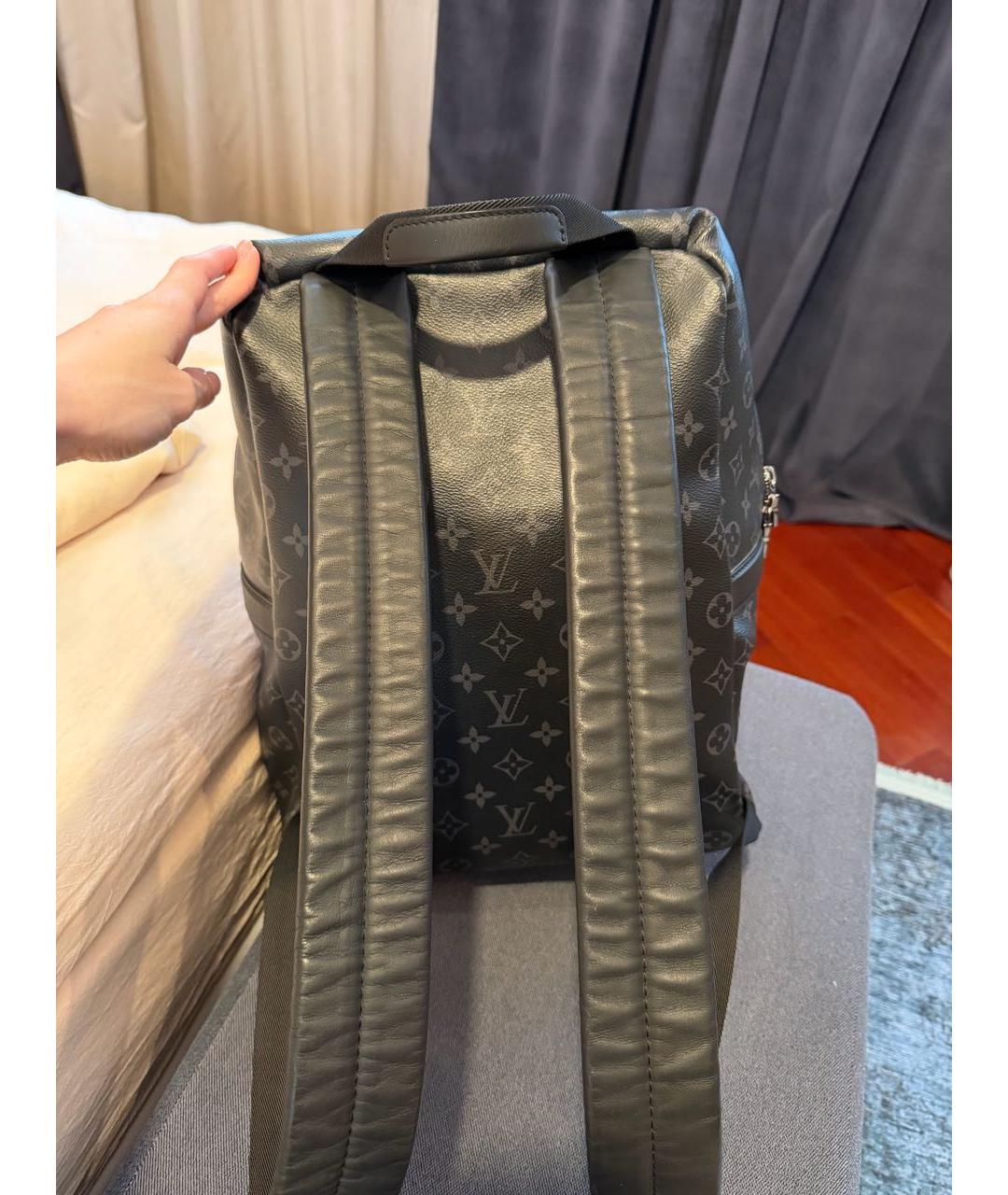 LOUIS VUITTON Антрацитовый рюкзак, фото 2