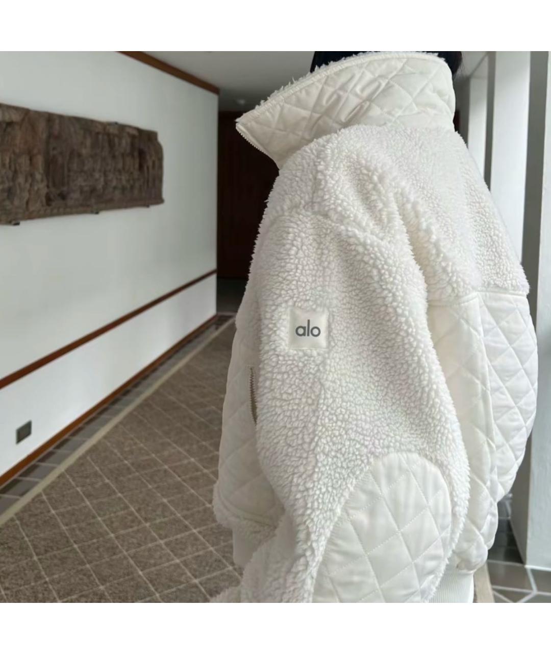 ALO YOGA Белая куртка, фото 6