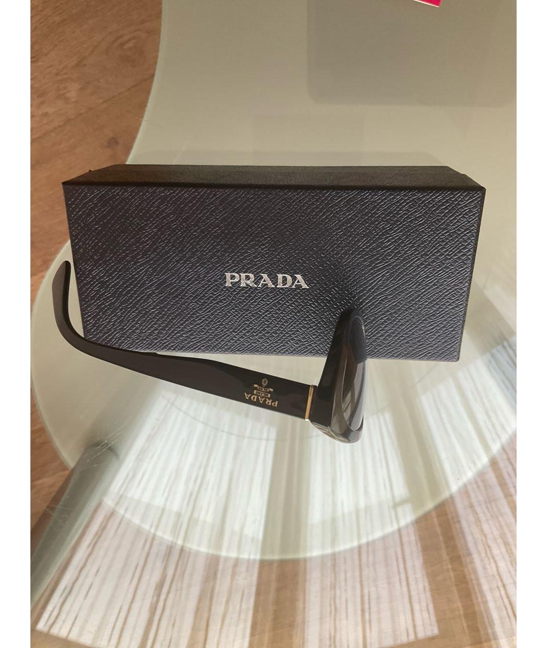 PRADA Черные солнцезащитные очки, фото 2