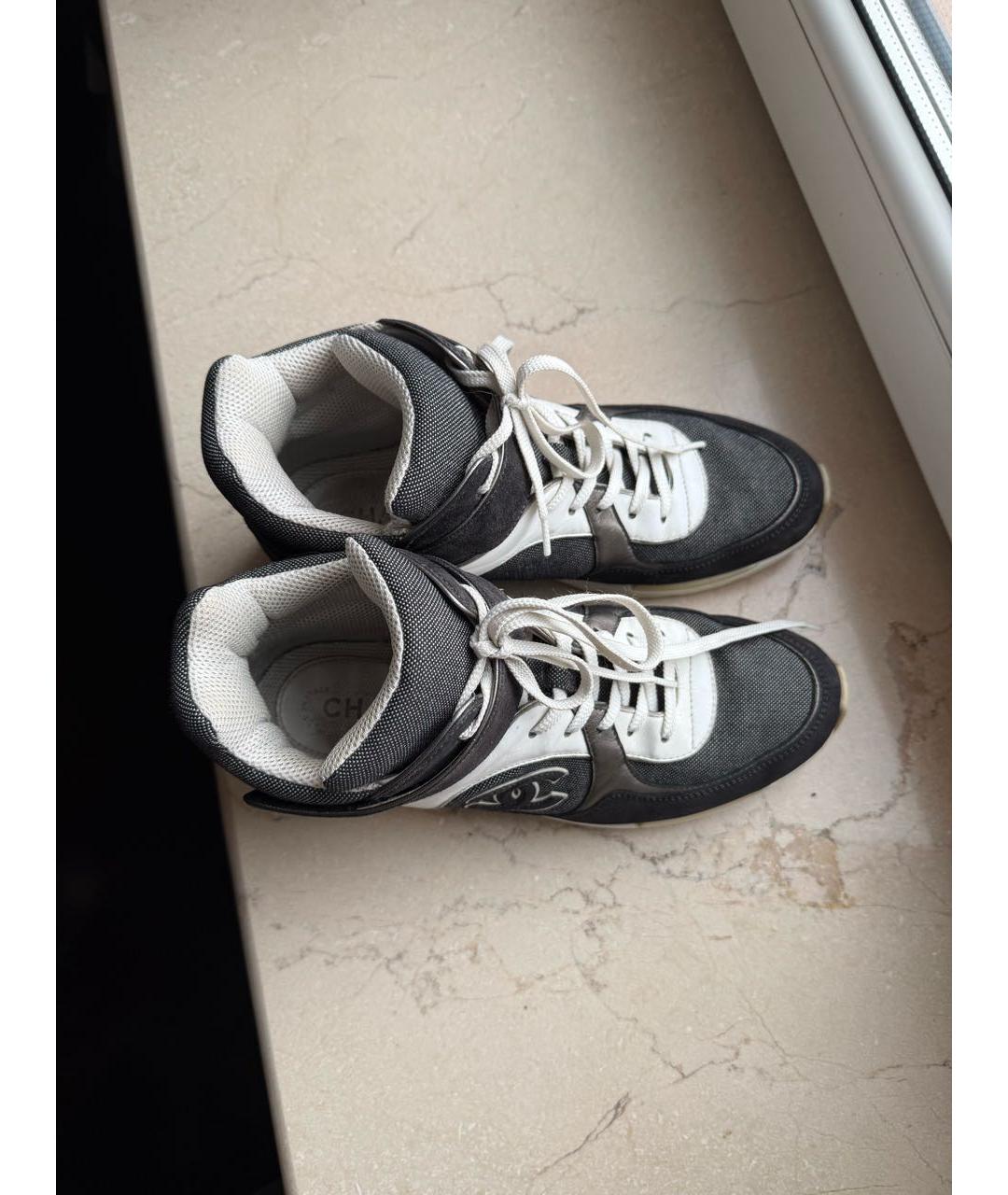 CHANEL Серые замшевые кроссовки, фото 3