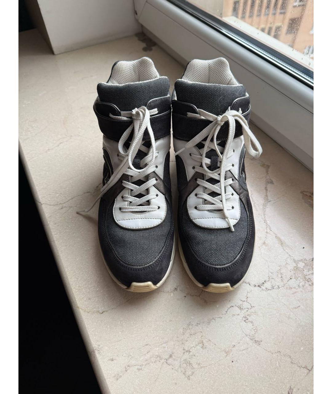 CHANEL Серые замшевые кроссовки, фото 2