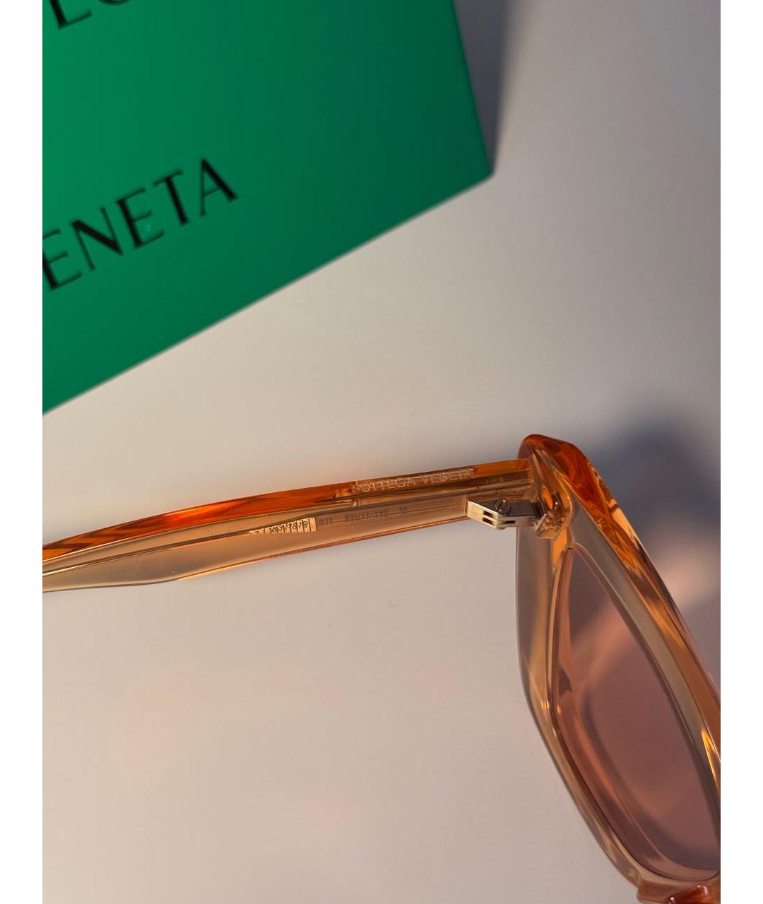 BOTTEGA VENETA Оранжевое пластиковые солнцезащитные очки, фото 5