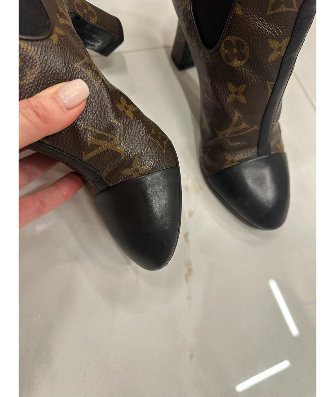LOUIS VUITTON Коричневые ботильоны, фото 6