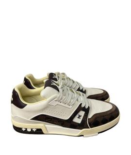 LOUIS VUITTON Низкие кроссовки / кеды