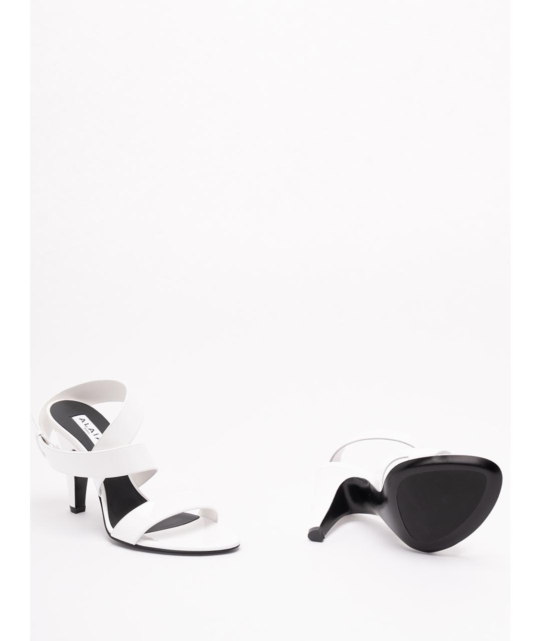 ALAIA Белые кожаные босоножки, фото 4