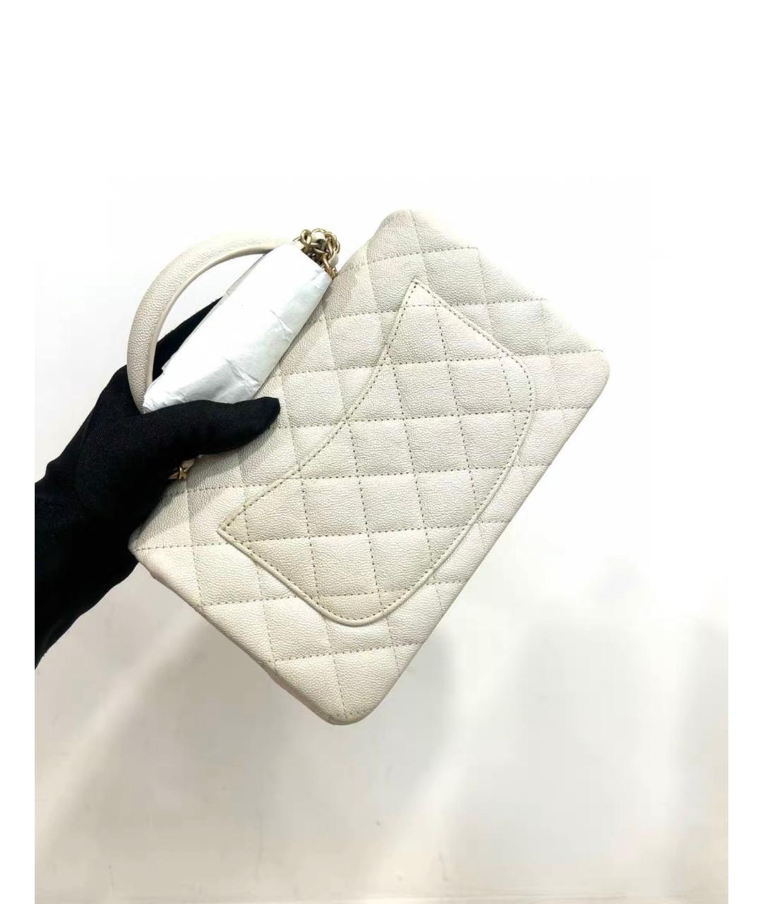 CHANEL Белая кожаная сумка через плечо, фото 3