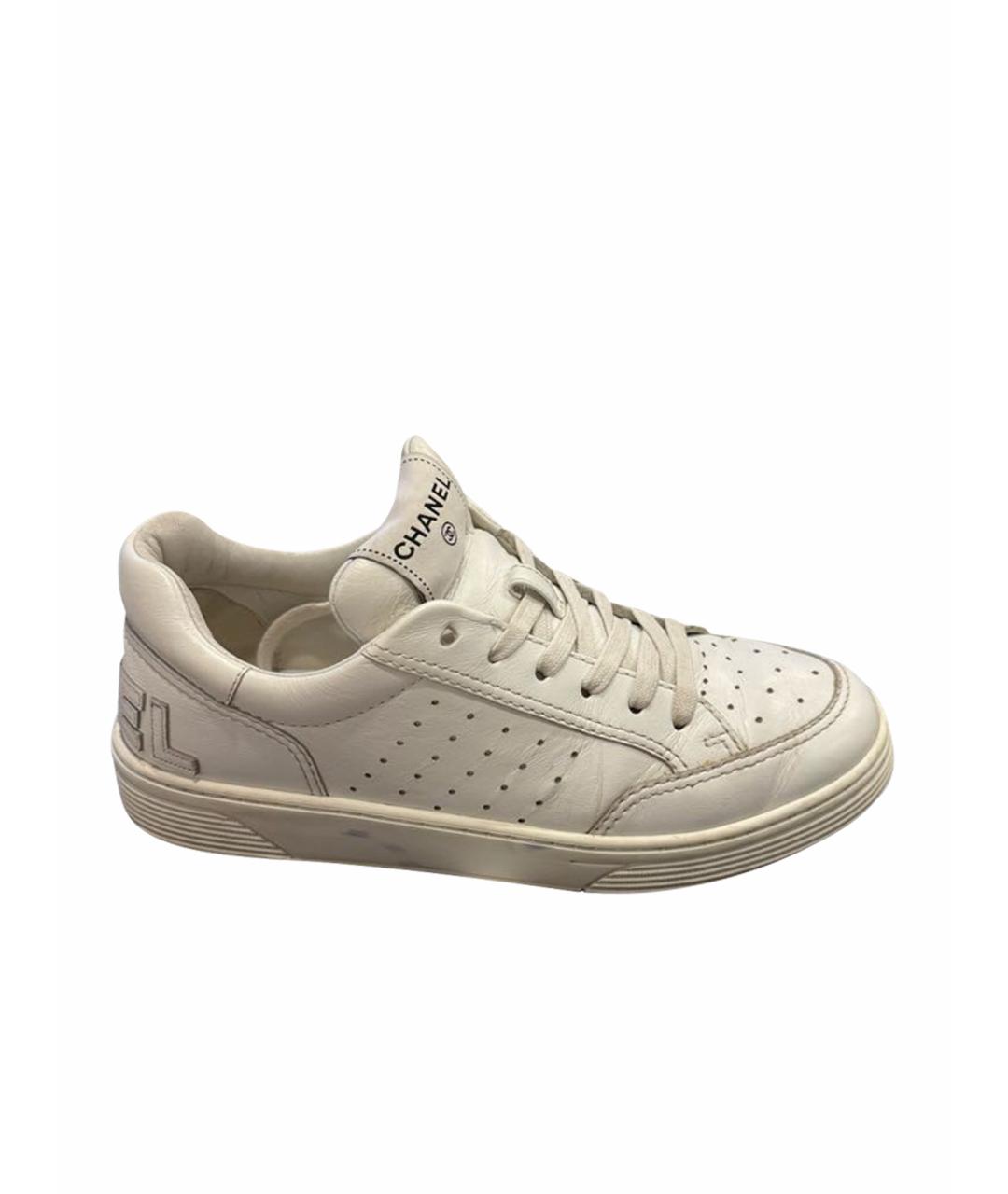CHANEL Белые кожаные кеды, фото 1