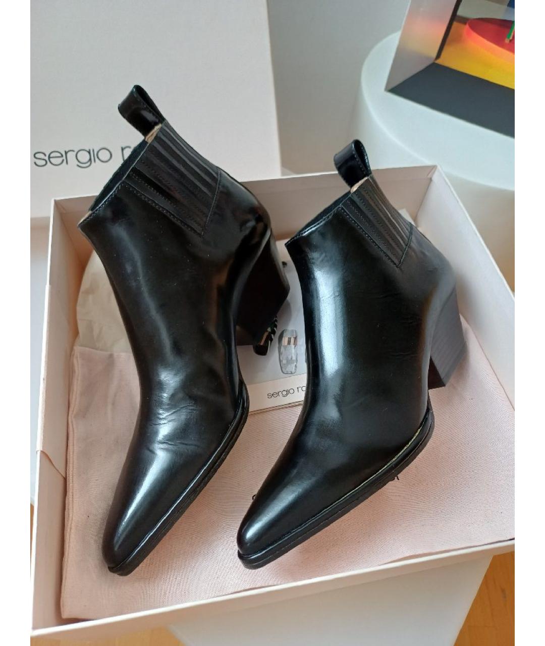 SERGIO ROSSI Черные ботильоны из лакированной кожи, фото 2