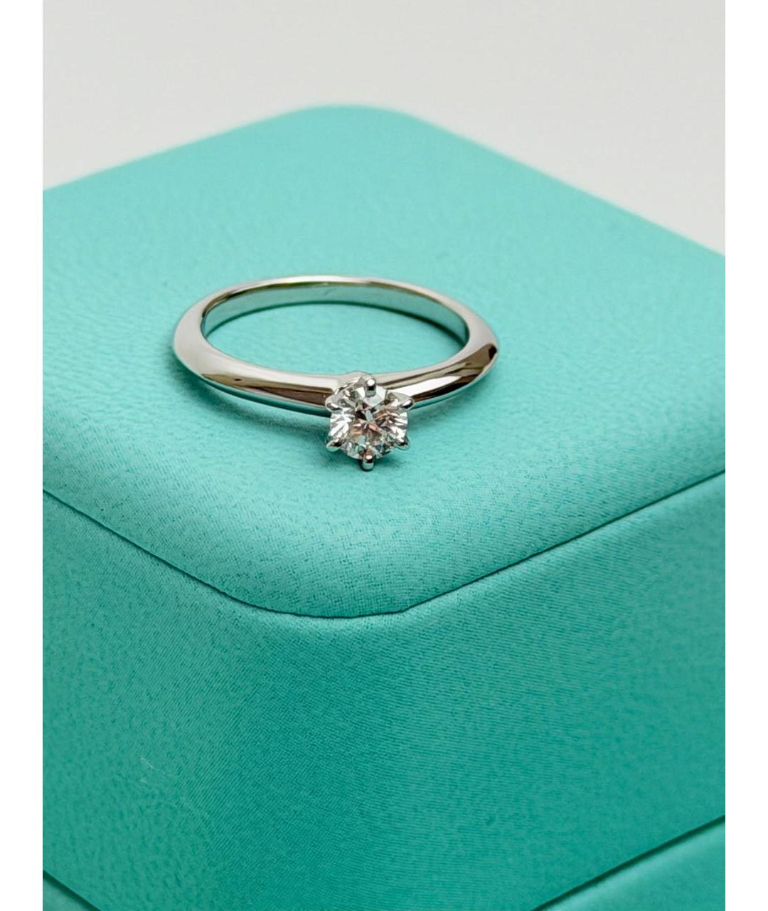 TIFFANY&CO Белое платиновое кольцо, фото 6