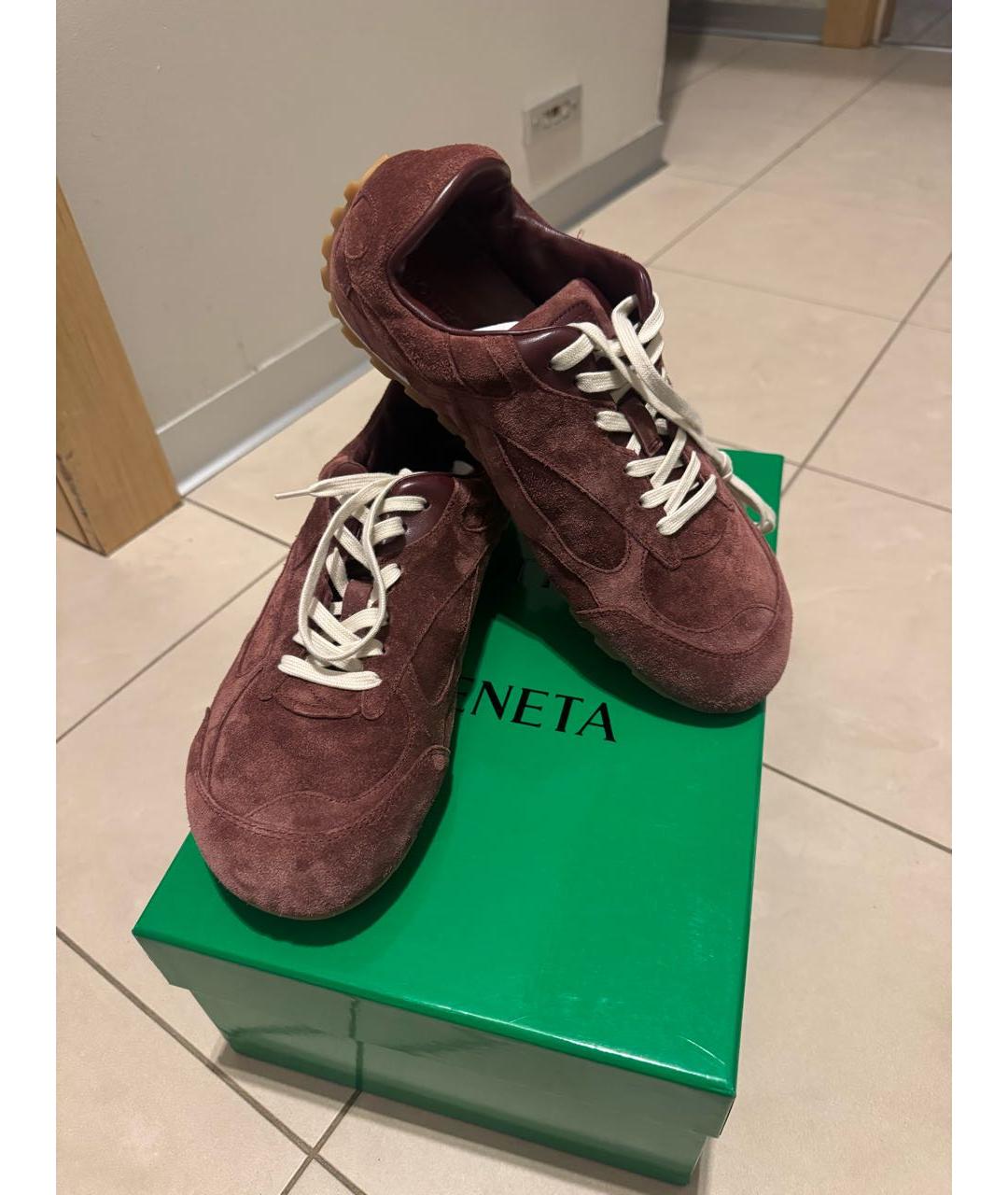 BOTTEGA VENETA Бордовые замшевые кеды, фото 3
