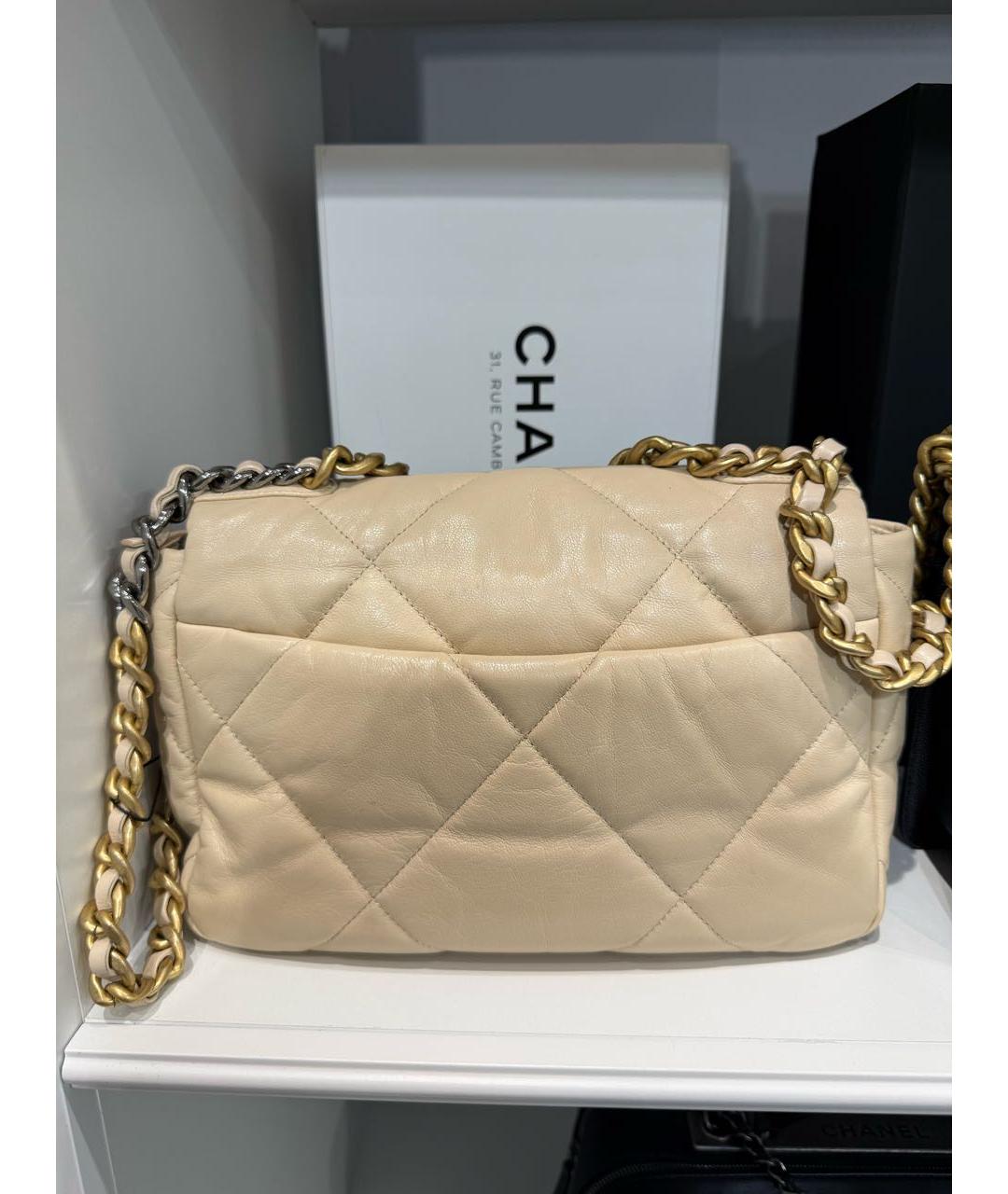 CHANEL Бежевая кожаная сумка через плечо, фото 2