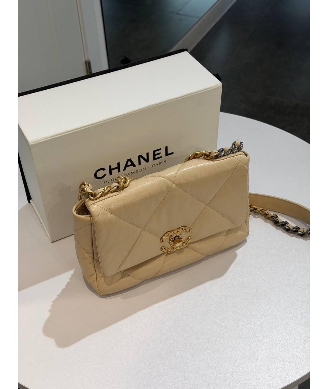 CHANEL Бежевая кожаная сумка через плечо, фото 5