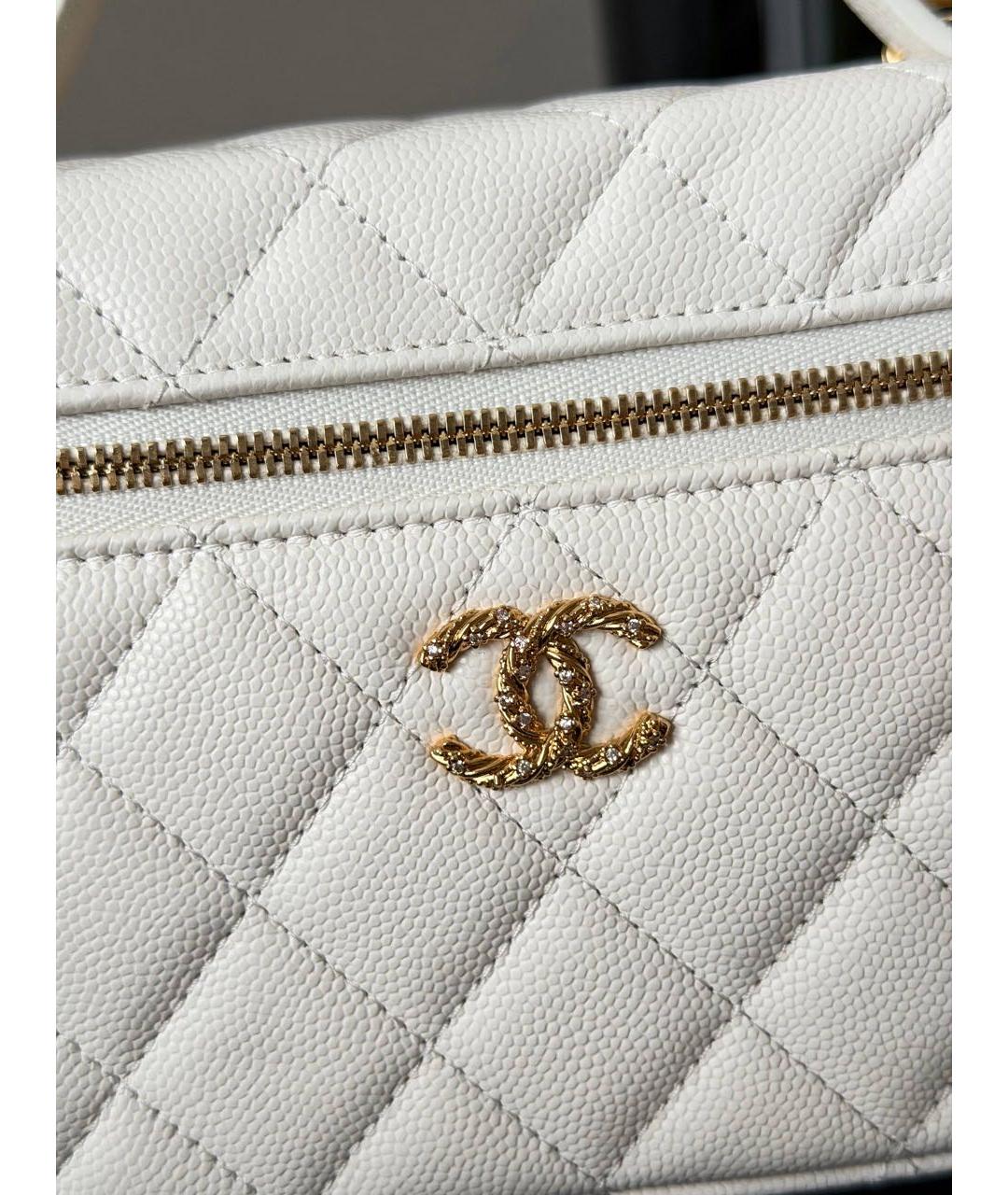 CHANEL Белая кожаная сумка с короткими ручками, фото 4