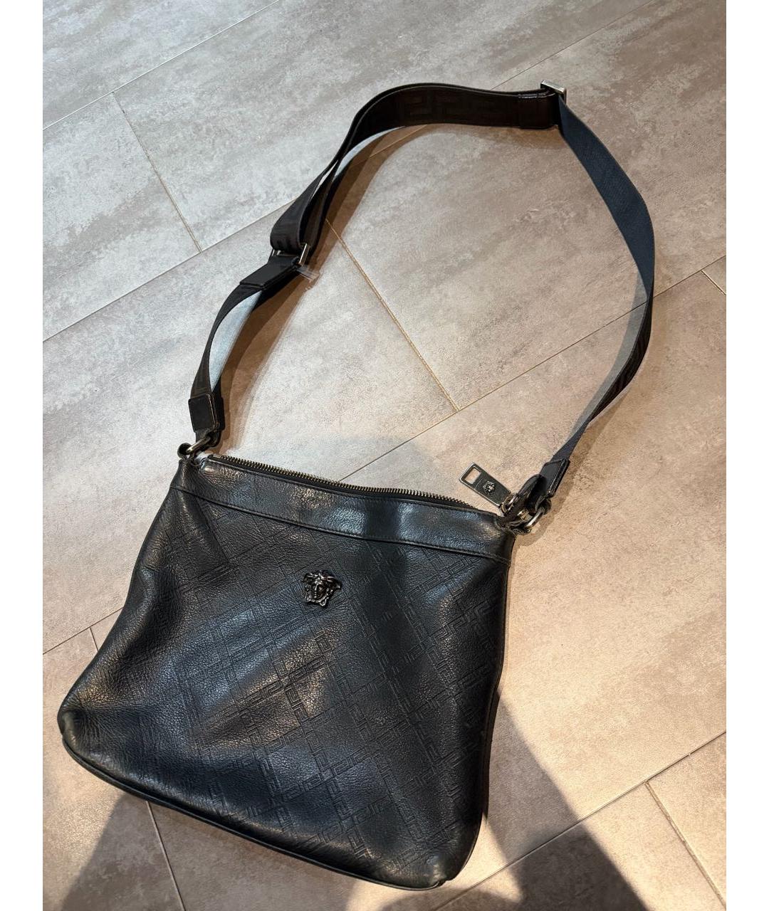 VERSACE Черная кожаная сумка на плечо, фото 7