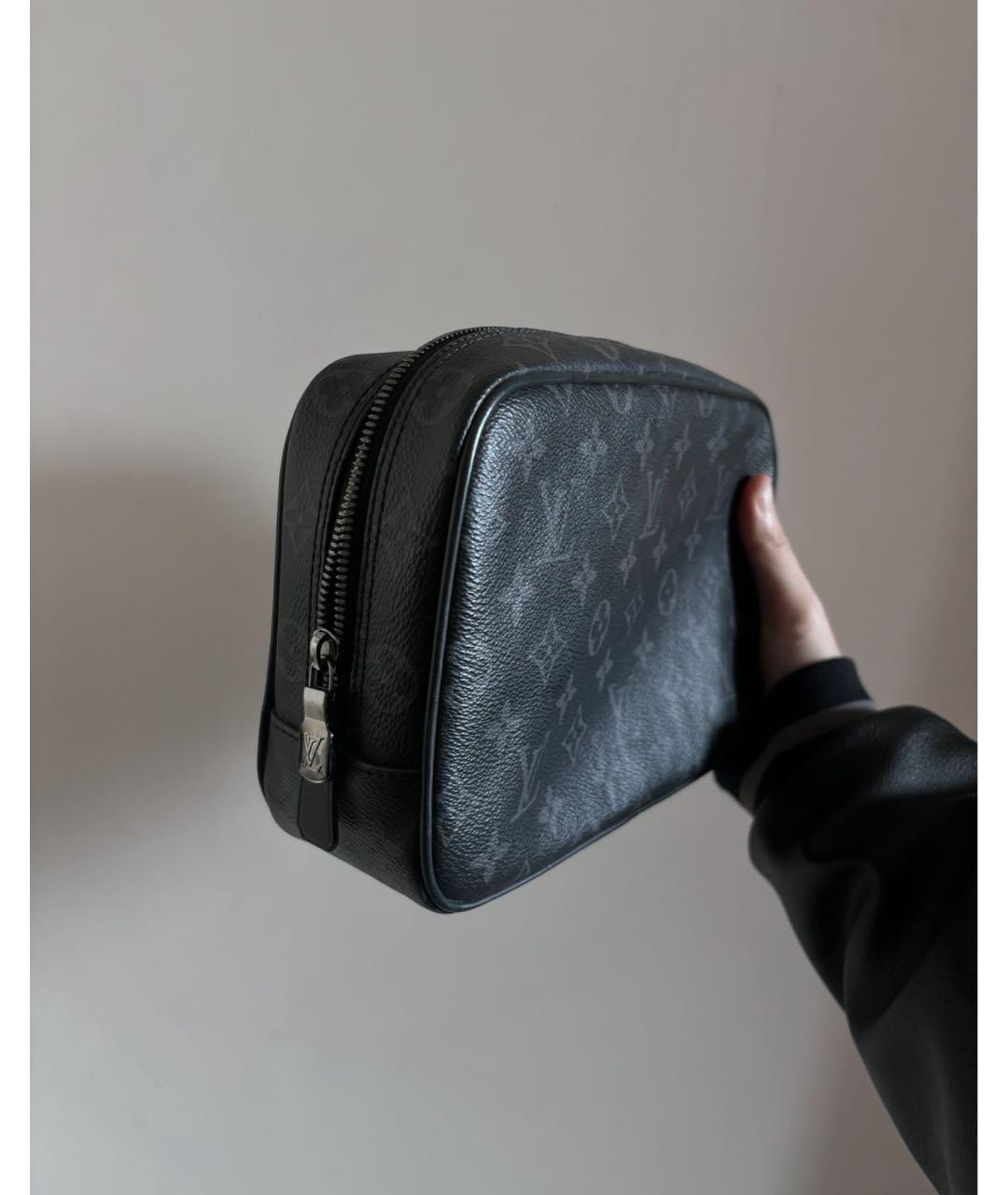 LOUIS VUITTON Черная косметичка, фото 5