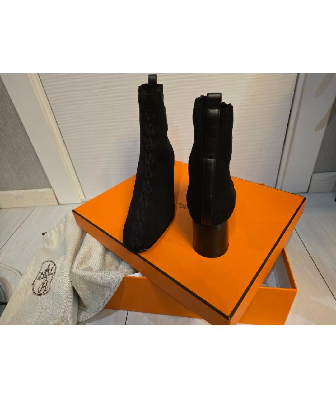 HERMES Черные текстильные ботильоны, фото 2