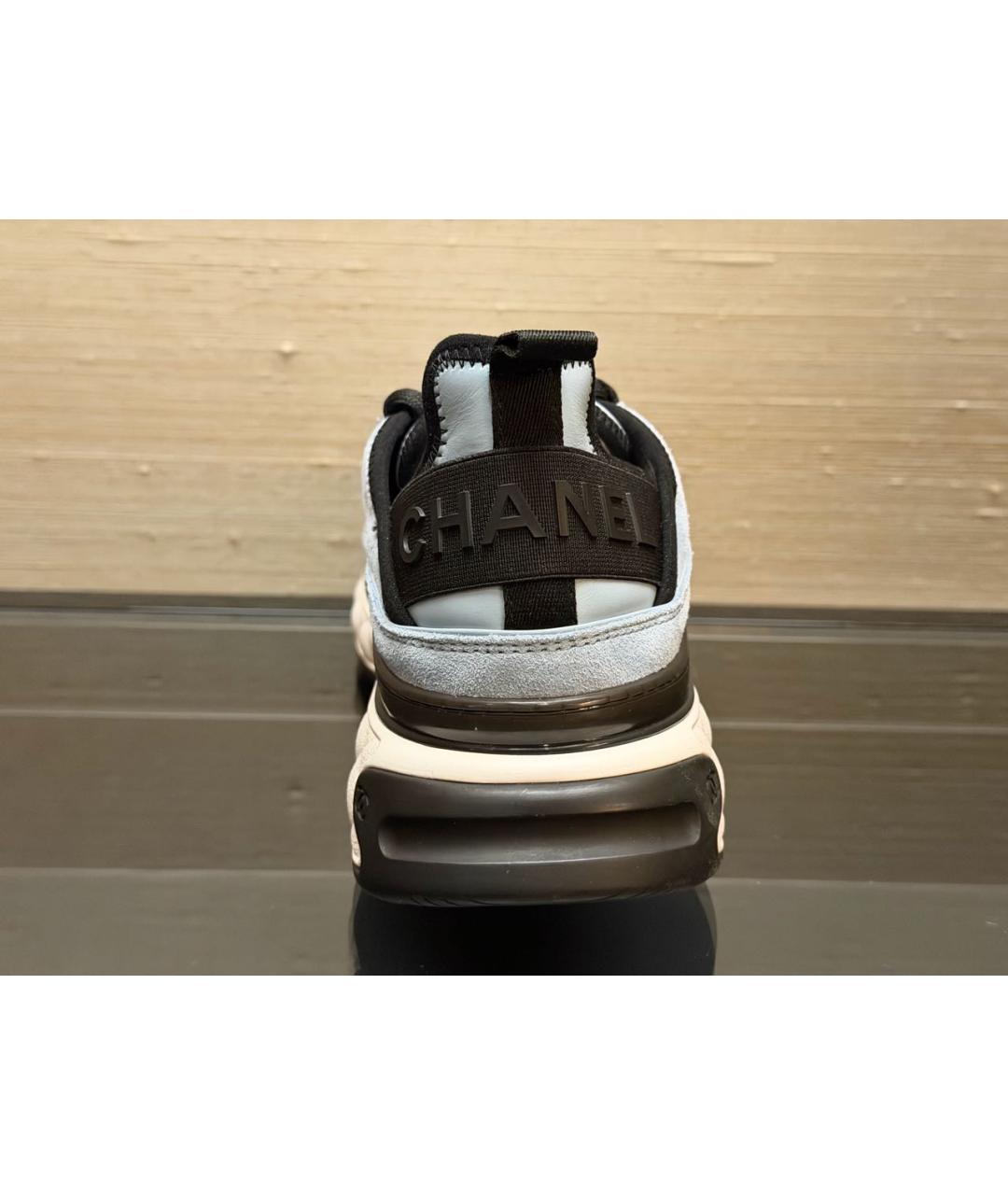 CHANEL Голубые замшевые кроссовки, фото 3