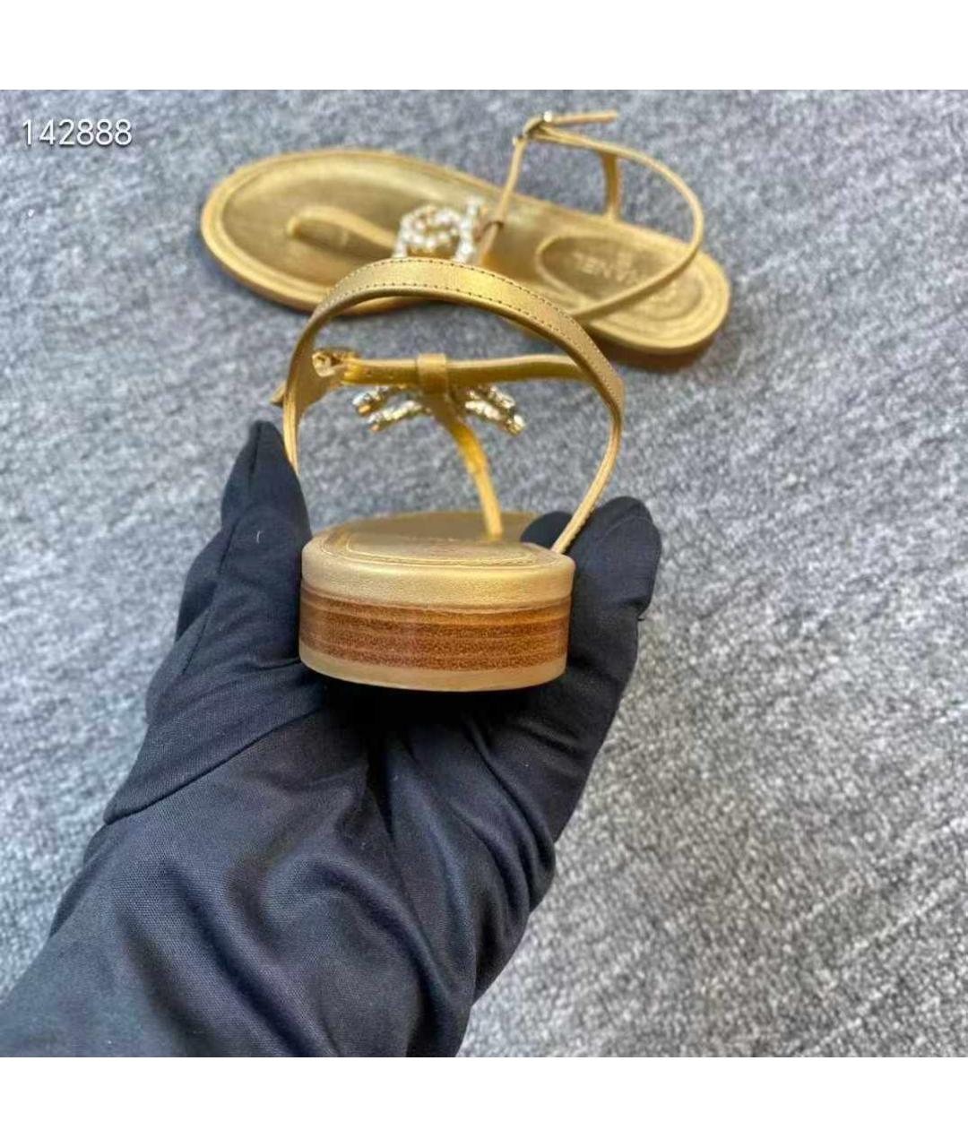 CHRISTIAN DIOR Золотые кожаные босоножки, фото 5