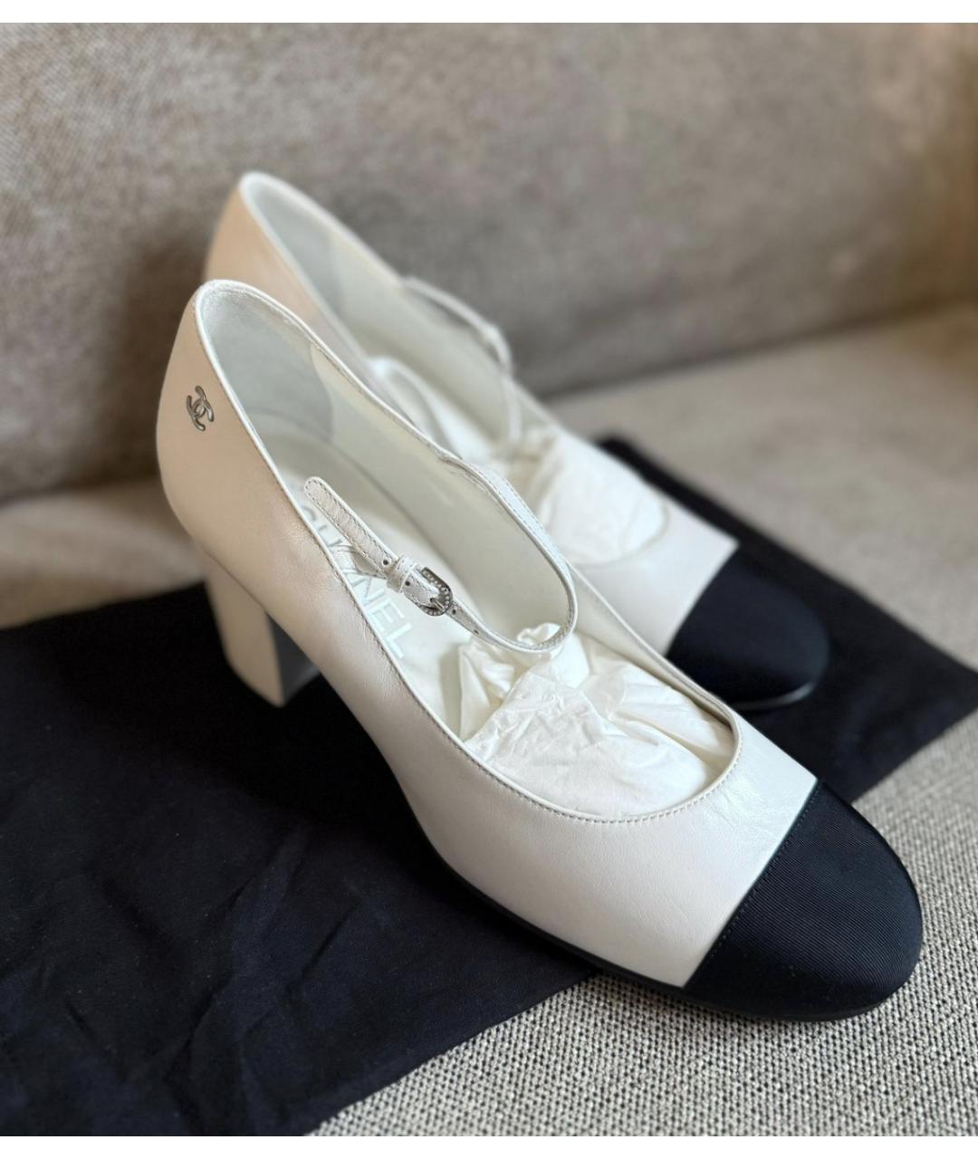 CHANEL Белые кожаные туфли, фото 2