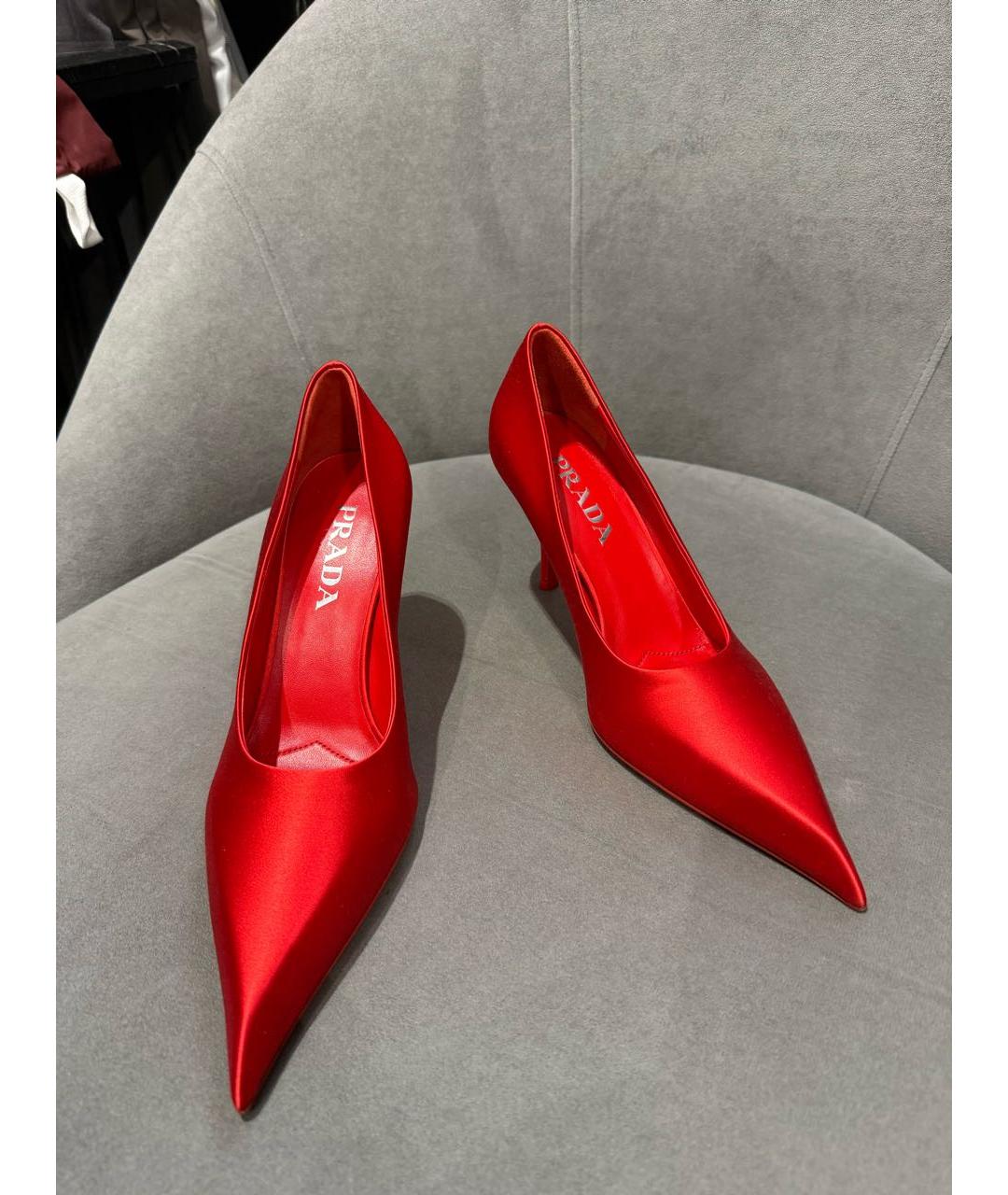 PRADA Красные текстильные туфли, фото 4