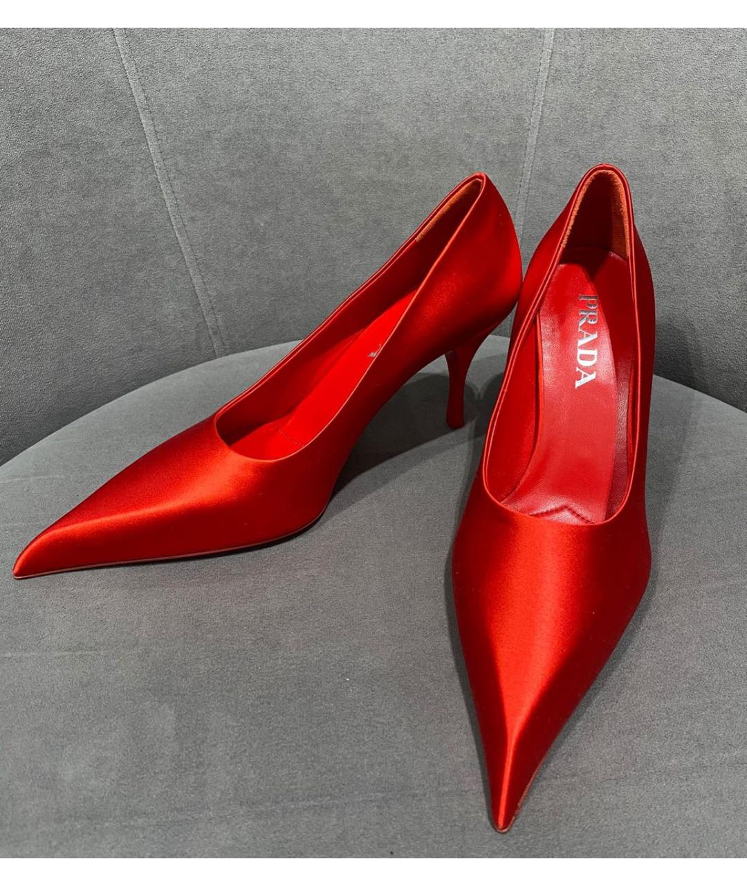 PRADA Красные текстильные туфли, фото 2