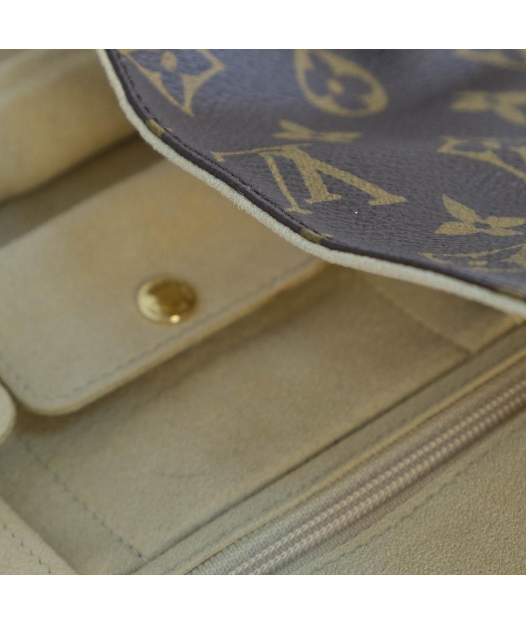 LOUIS VUITTON Коричневая косметичка, фото 7