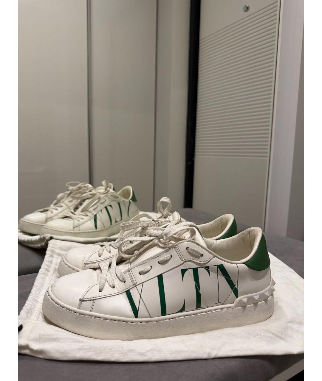 VALENTINO Белые кроссовки из искусственной кожи, фото 8