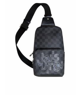 LOUIS VUITTON Сумка на плечо
