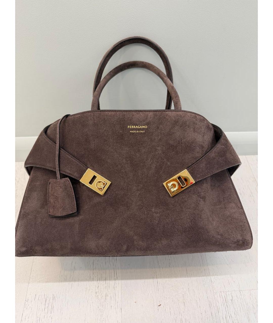 FERRAGAMO Коричневая замшевая сумка тоут, фото 8