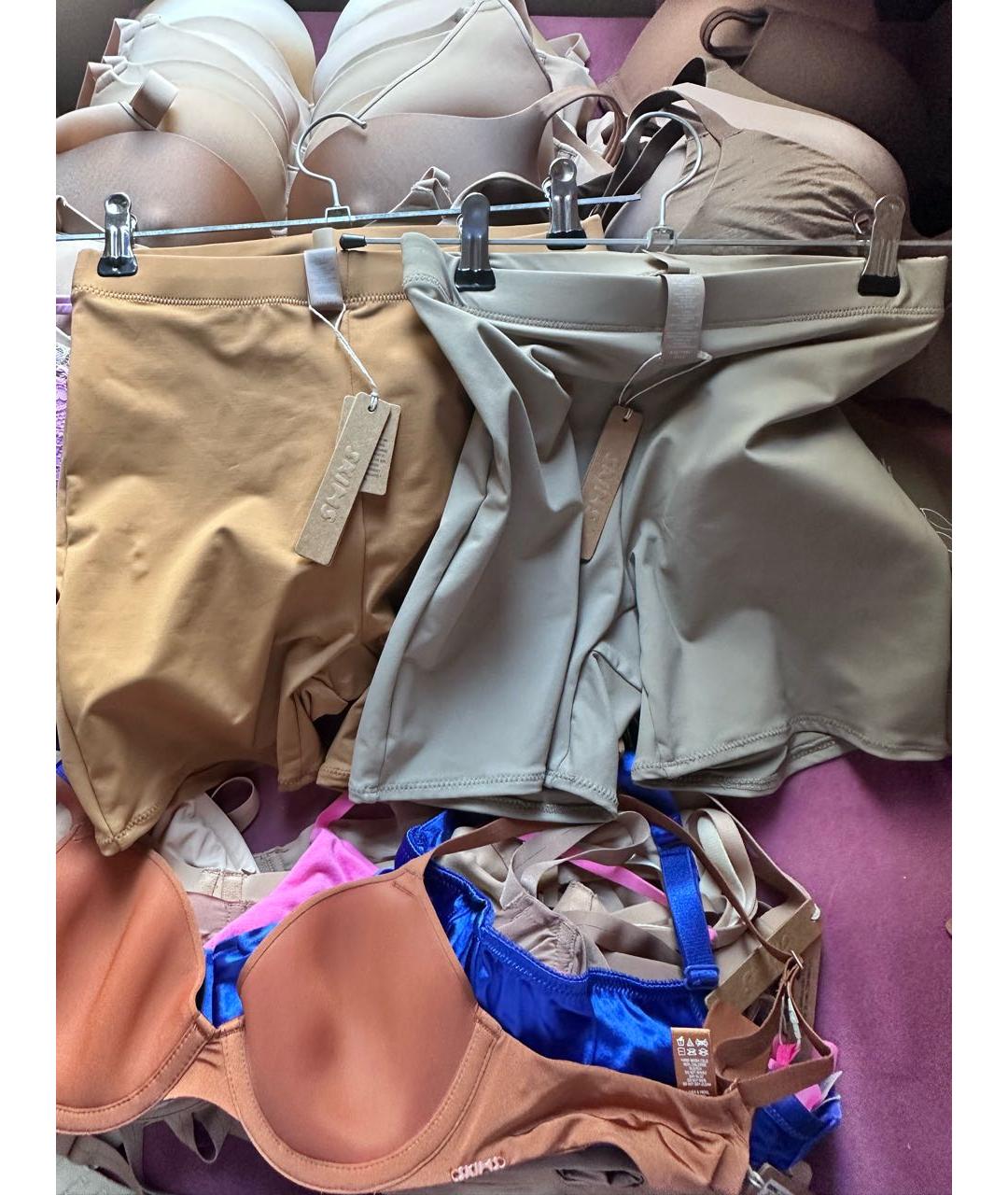 SKIMS Горчичные шорты, фото 6