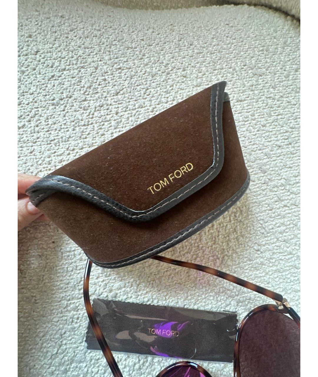 TOM FORD Бордовые пластиковые солнцезащитные очки, фото 4