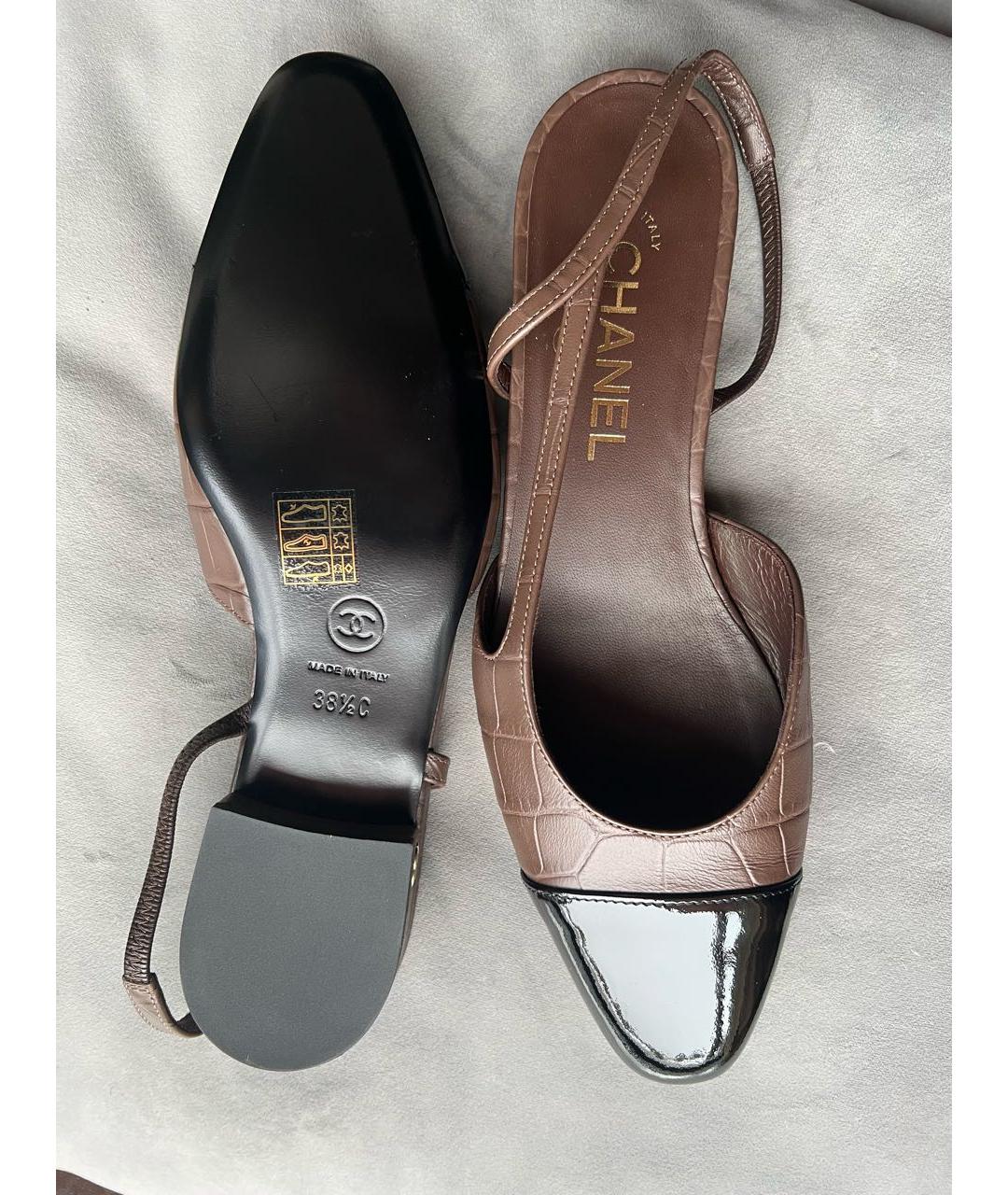CHANEL Коричневые кожаные лодочки на низком каблуке, фото 3