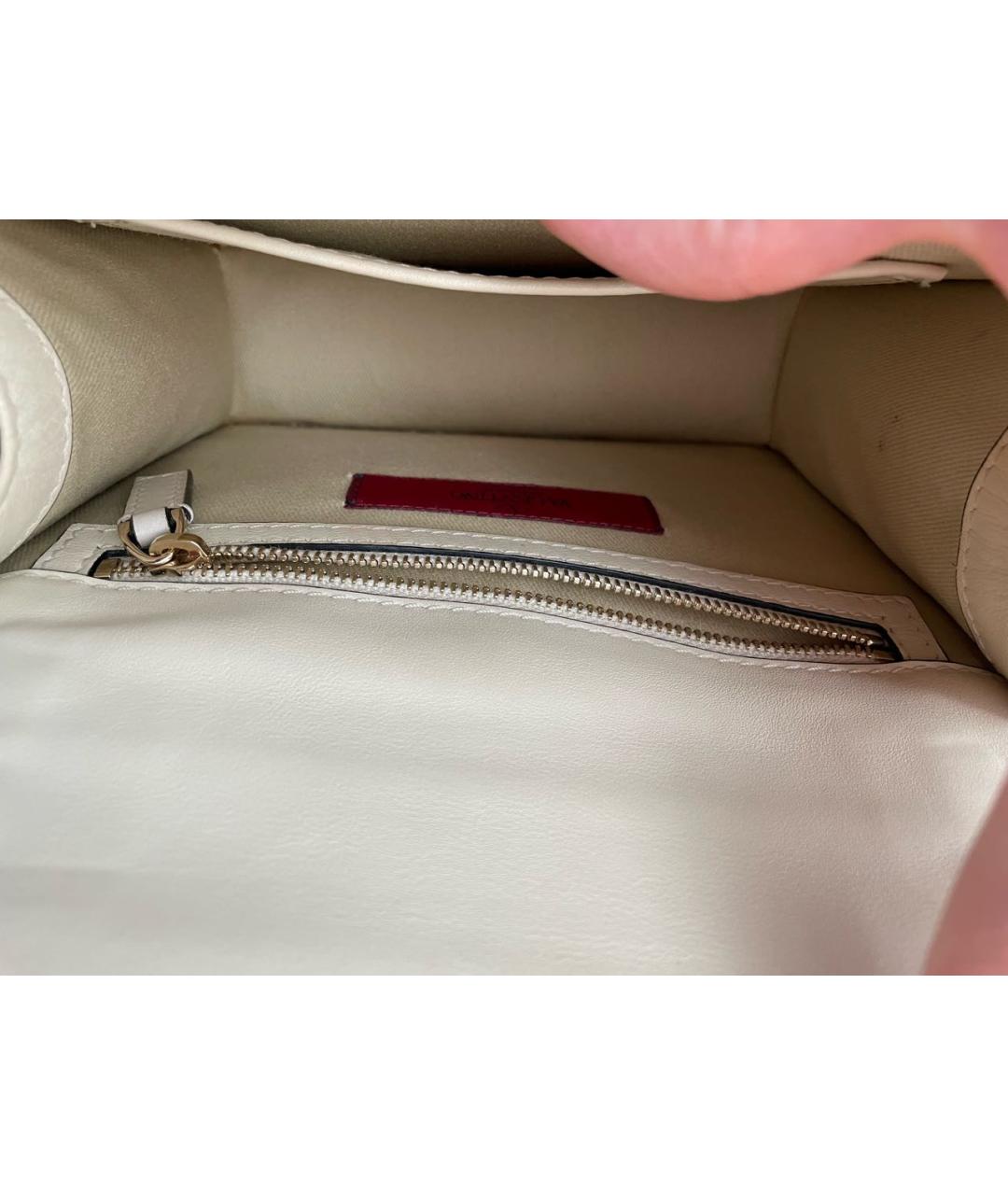 VALENTINO Бежевая кожаная сумка через плечо, фото 5