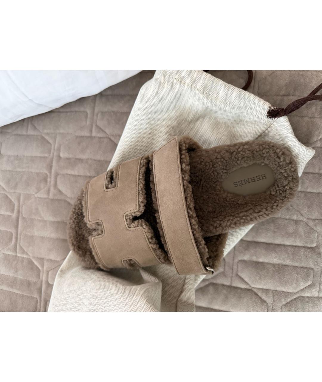 HERMES Серые замшевые сандалии, фото 3