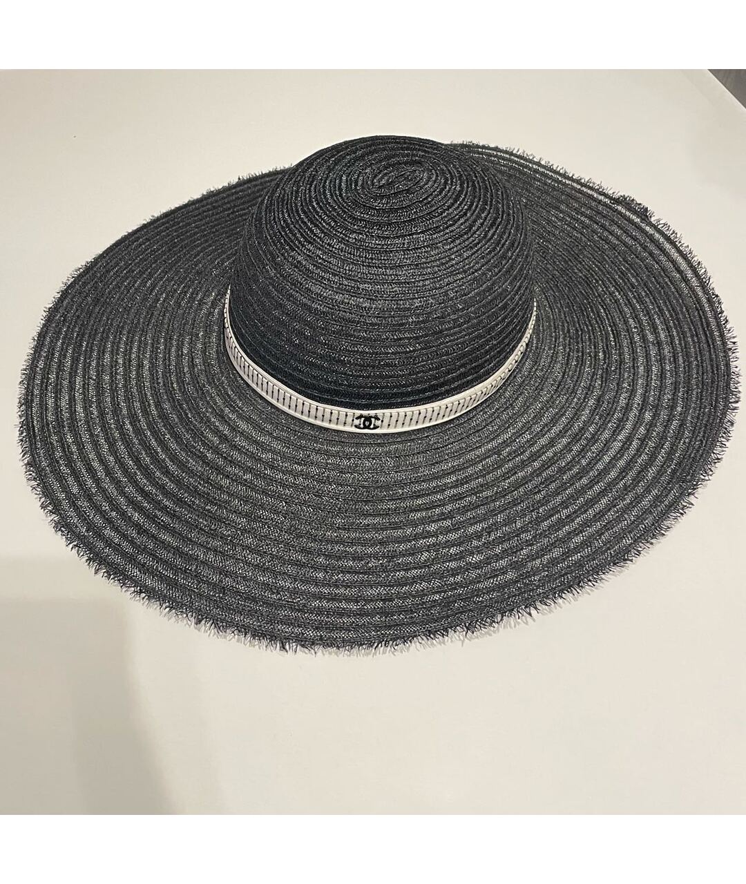 CHANEL PRE-OWNED Черная соломенная шляпа, фото 9