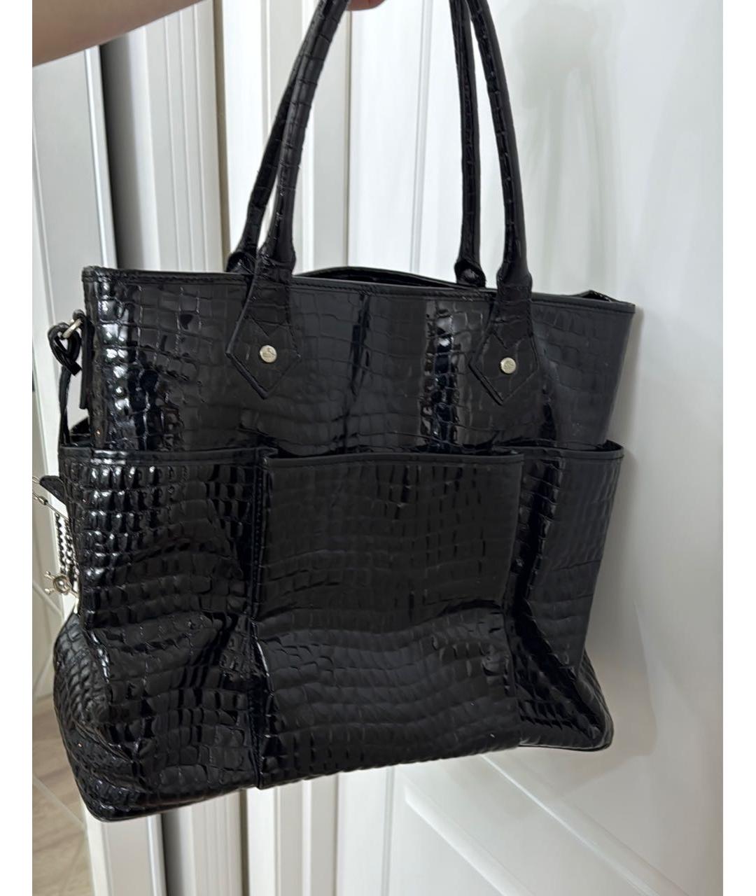 VIVIENNE WESTWOOD Черная сумка через плечо из лакированной кожи, фото 3