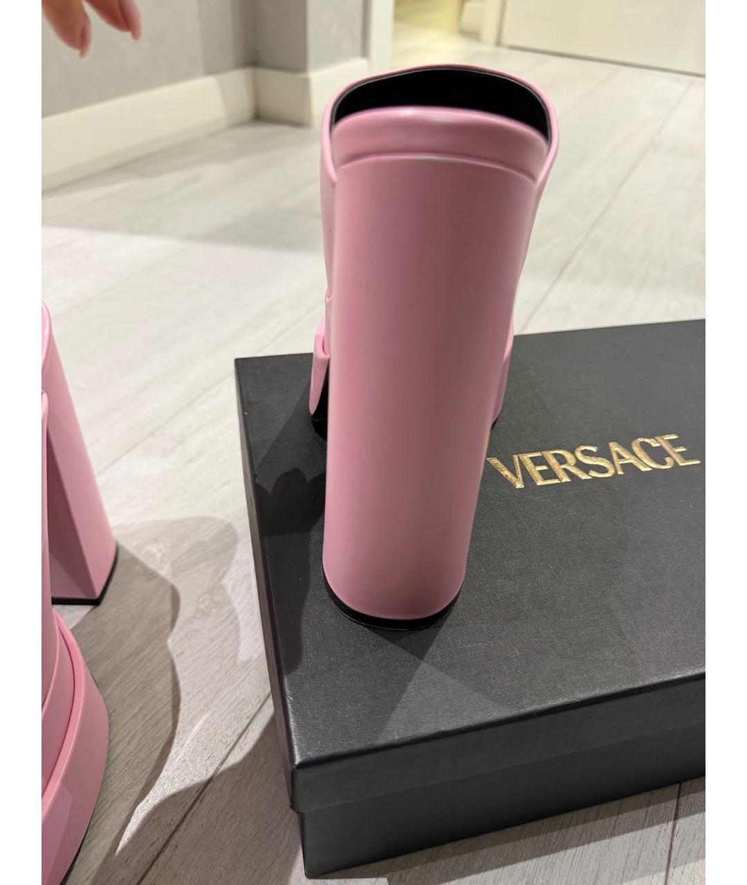 VERSACE Розовые кожаные босоножки, фото 4