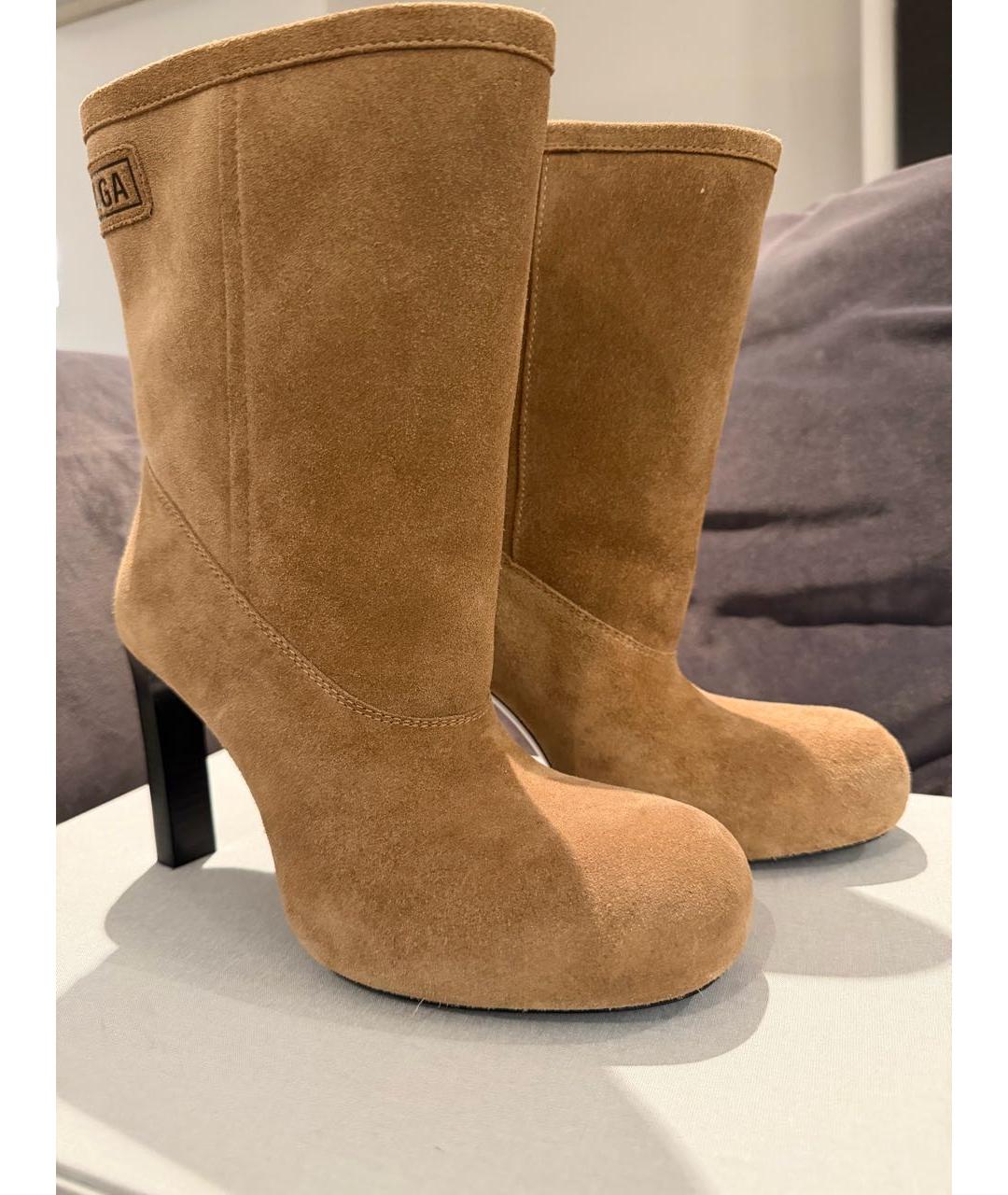 BALENCIAGA Бежевые нубуковые ботильоны, фото 4