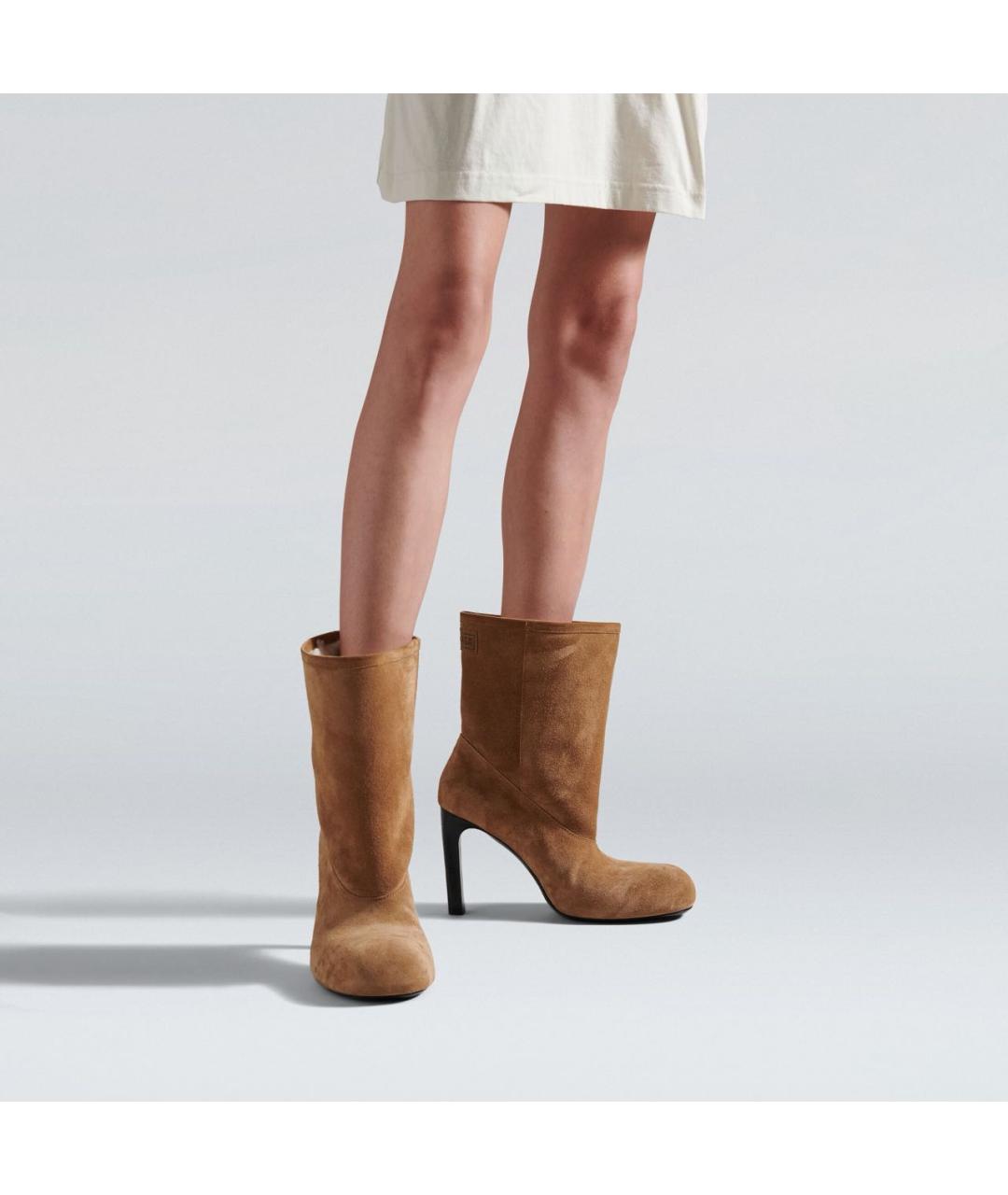 BALENCIAGA Бежевые нубуковые ботильоны, фото 6