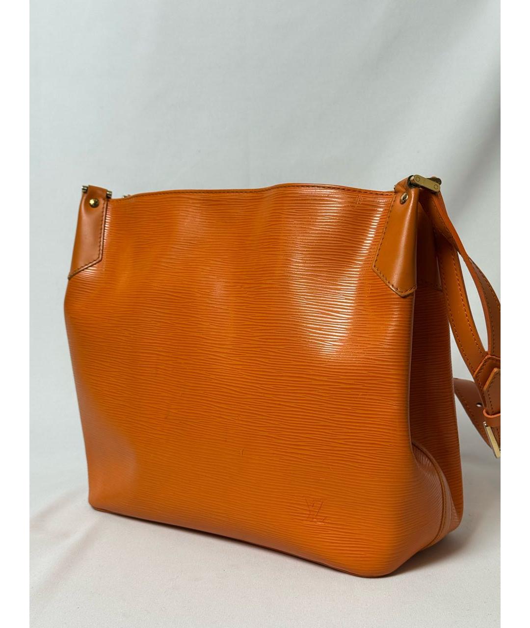 LOUIS VUITTON Оранжевая кожаная сумка через плечо, фото 2