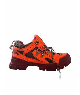 GUCCI Низкие кроссовки / кеды