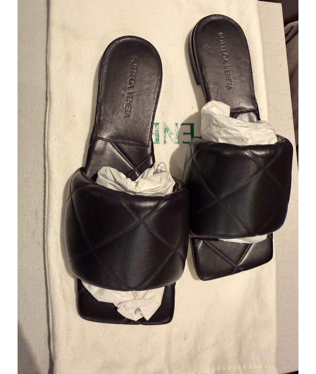 BOTTEGA VENETA Черные кожаные шлепанцы, фото 3