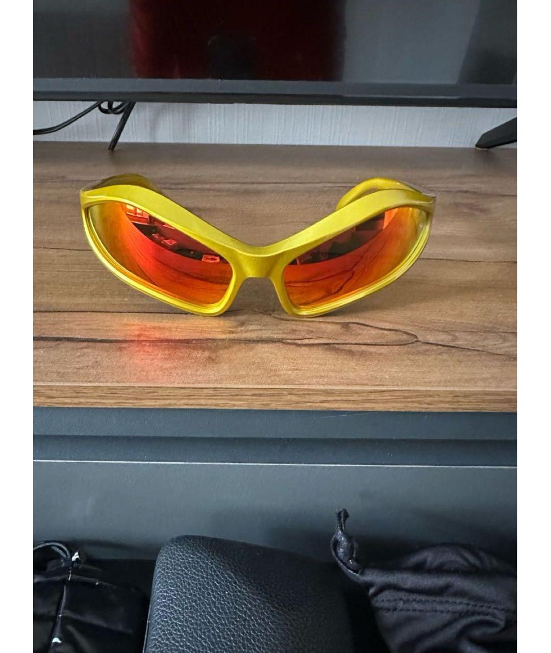 BALENCIAGA Желтые пластиковые солнцезащитные очки, фото 2