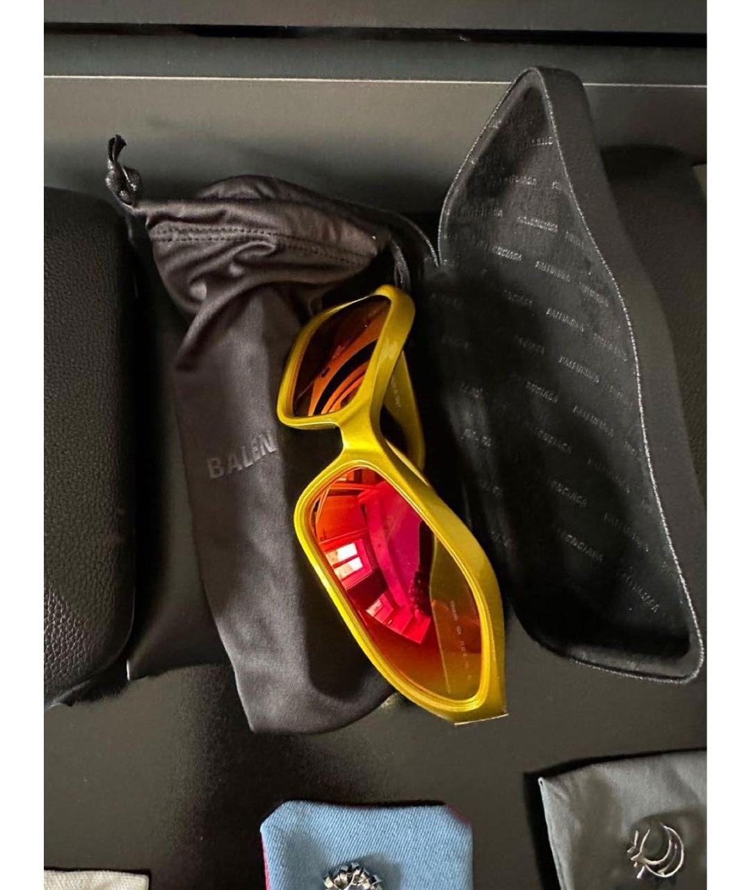 BALENCIAGA Желтые пластиковые солнцезащитные очки, фото 3