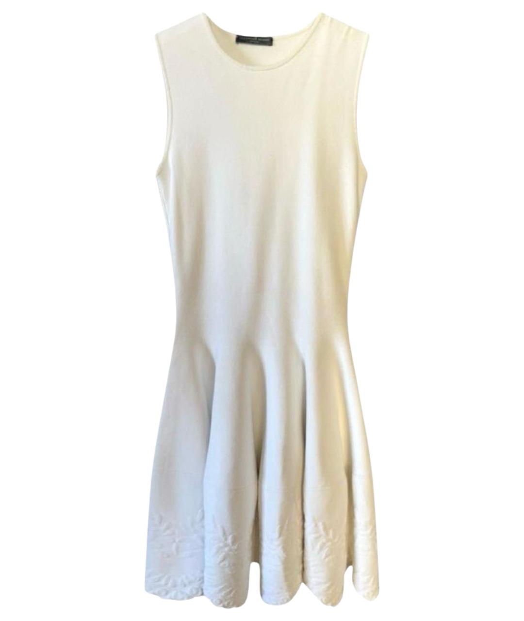 ALEXANDER MCQUEEN Белое вискозное коктейльное платье, фото 1
